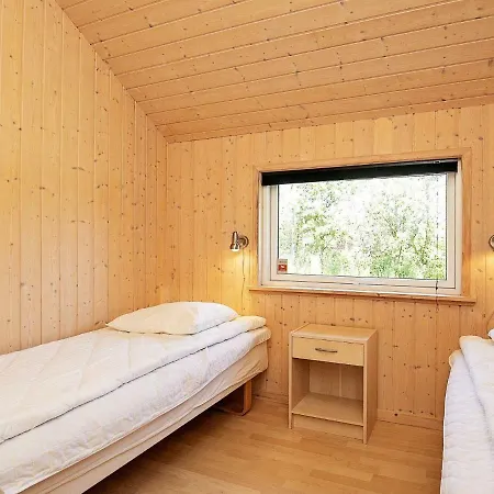 Three-bedroom Holiday In Rorvig 1 * Bøtø By
