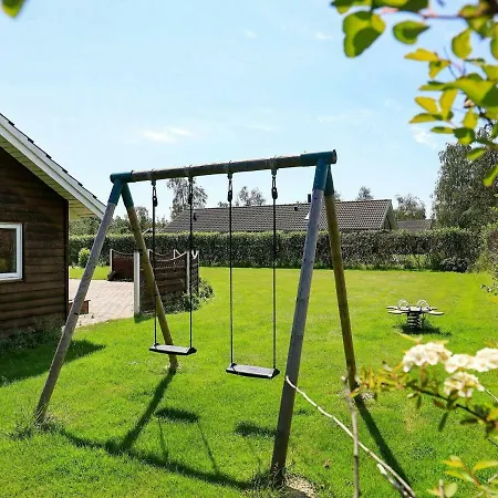 Tatil Evi Three-bedroom Holiday In Rorvig 1