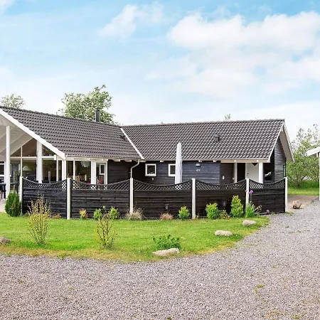 Three-bedroom Holiday In Rorvig 1 Tatil Evi Bøtø By